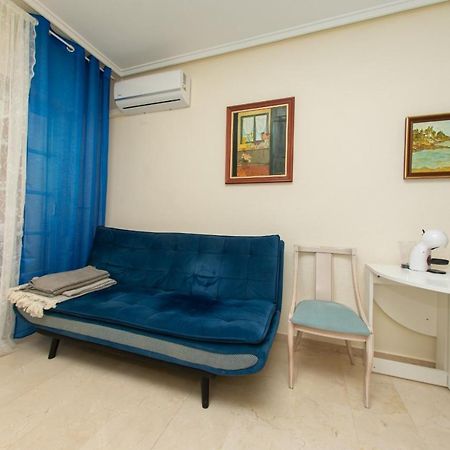 Студия На Белоснежном Пляже Los Locos Torrevieja Exteriör bild
